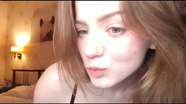Olivia Mensy online show from October 2025 09:02:02 PM