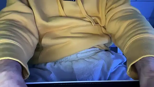 Snapshot of matrixx_9 chatting on April 2026 07:33:02 PM matrixx 9 online show from April 2026 07:33:02 PM