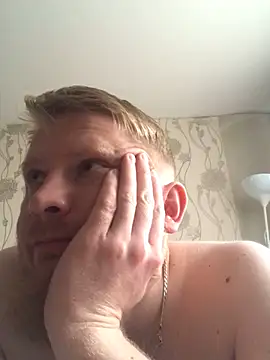 Snapshot of bodywork30 chatting on October 2025 07:30:01 AM bodywork30 online show from October 2025 07:30:01 AM