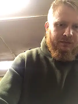 Snapshot of bodywork30 chatting on October 2025 03:35:01 PM bodywork30 online show from October 2025 03:35:01 PM