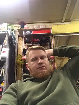 Snapshot of bodywork30 chatting on December 2025 03:40:02 PM bodywork30 online show from December 2025 03:40:02 PM