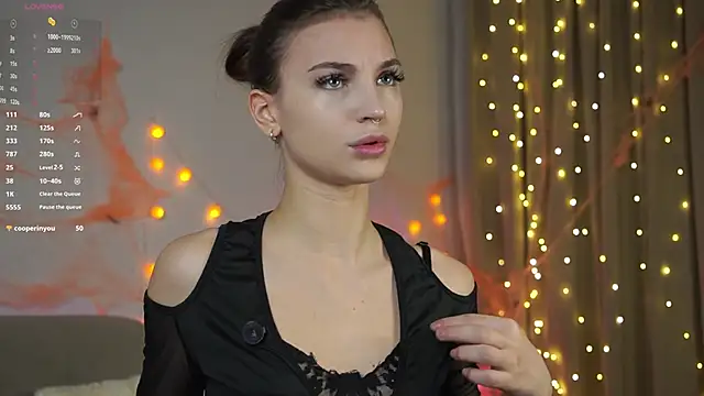 beckymadsons online show from November 2025 01:22:01 PM