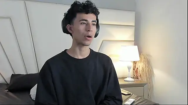 Zahir Ashar online show from October 2025 11:06:02 AM