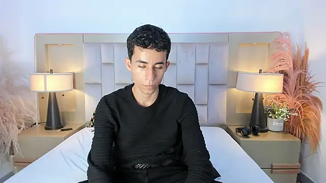 Snapshot of Zahir_Ashar chatting on March 2026 08:19:01 AM Zahir Ashar online show from March 2026 08:19:01 AM