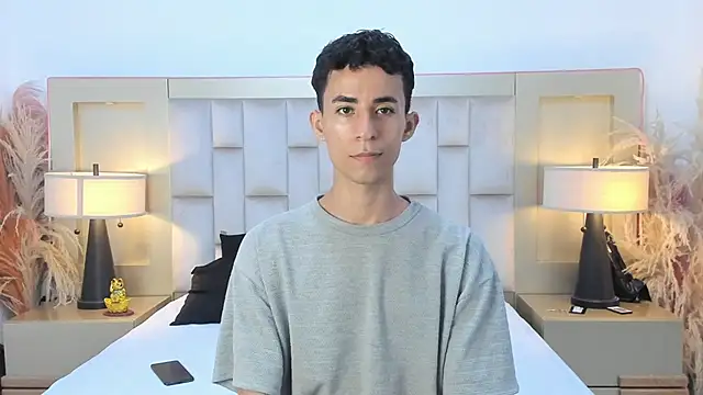 Snapshot of Zahir_Ashar chatting on April 2026 12:10:01 AM Zahir Ashar online show from April 2026 12:10:01 AM