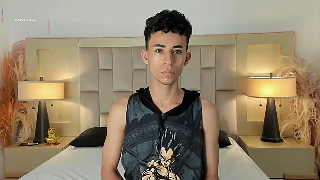 Snapshot of Zahir_Ashar chatting on April 2026 02:02:02 PM Zahir Ashar online show from April 2026 02:02:02 PM