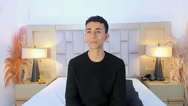 Snapshot of Zahir_Ashar chatting on April 2026 07:07:02 PM Zahir Ashar online show from April 2026 07:07:02 PM