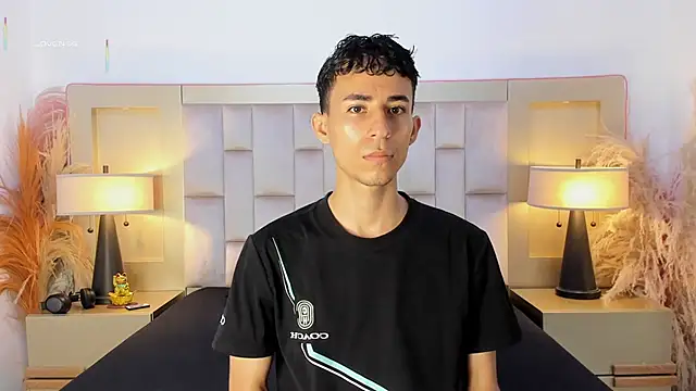 Snapshot of Zahir_Ashar chatting on April 2026 11:38:01 AM Zahir Ashar online show from April 2026 11:38:01 AM