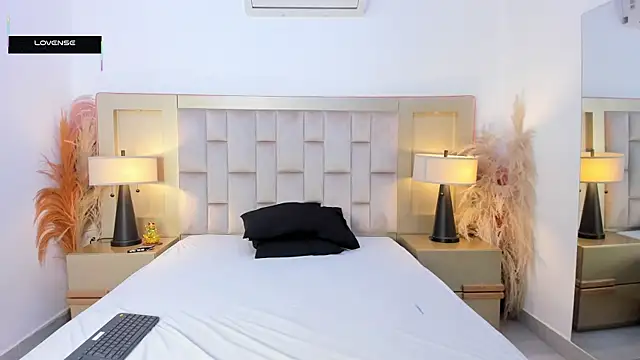 Snapshot of Zahir_Ashar chatting on April 2026 11:45:02 AM Zahir Ashar online show from April 2026 11:45:02 AM