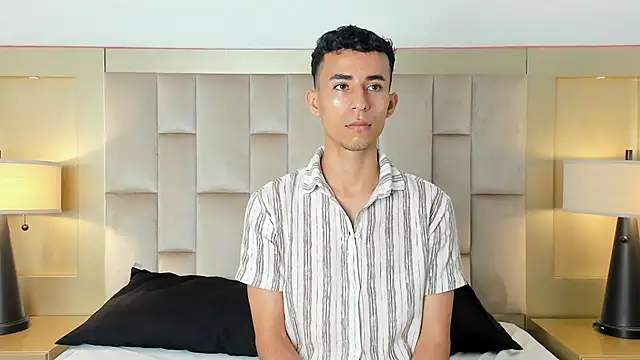 Snapshot of Zahir_Ashar chatting on April 2026 01:41:02 PM Zahir Ashar online show from April 2026 01:41:02 PM