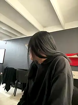 angie rousse  online show from November 2025 01:06:01 PM