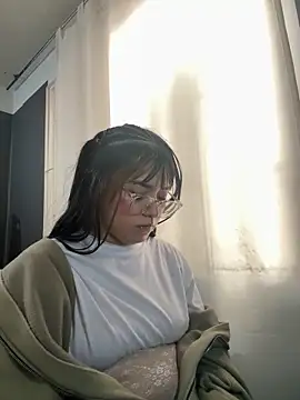 angie rousse  online show from December 2025 01:09:02 PM