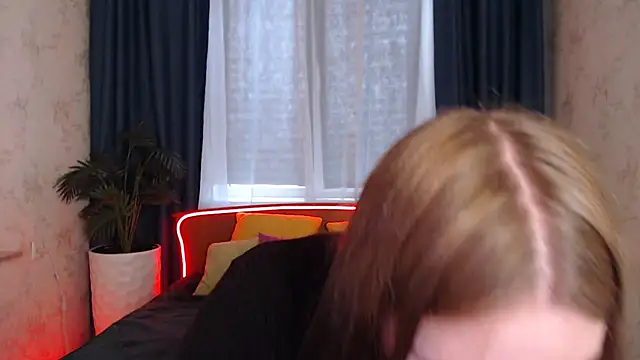 Musegirl online show from December 2025 08:23:01 AM