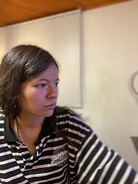 Snapshot of Ninfa_pink chatting on December 2025 08:14:01 PM Ninfa pink online show from December 2025 08:14:01 PM