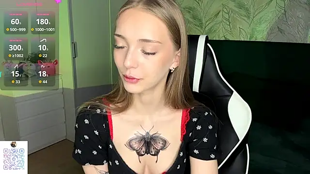 EvaPeace online show from November 2025 05:38:01 PM