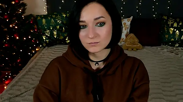 BaileeLynn online show from December 2025 12:45:01 PM