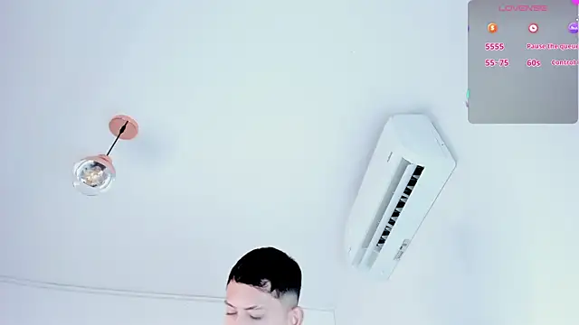 Iam criss09 online show from November 2025 01:00:01 PM