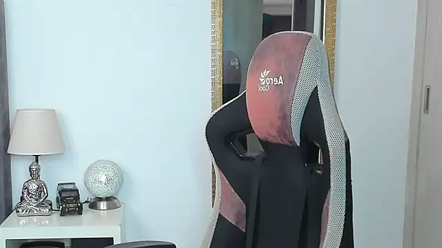 Snapshot of Ken_mailik1 chatting on June 2026 09:05:02 PM Ken mailik1 online show from June 2026 09:05:02 PM