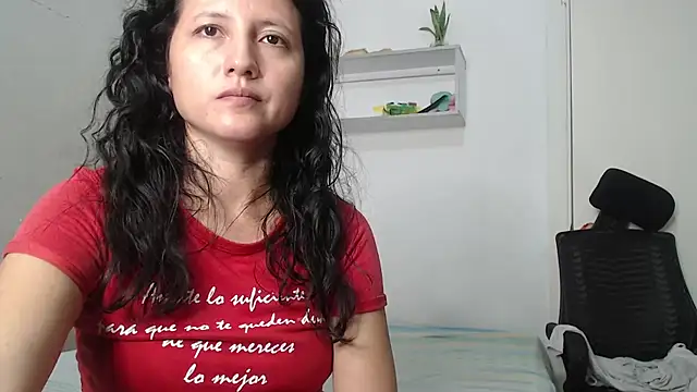 Snapshot of Renata_Rivas chatting on April 2026 04:13:02 AM Renata Rivas online show from April 2026 04:13:02 AM