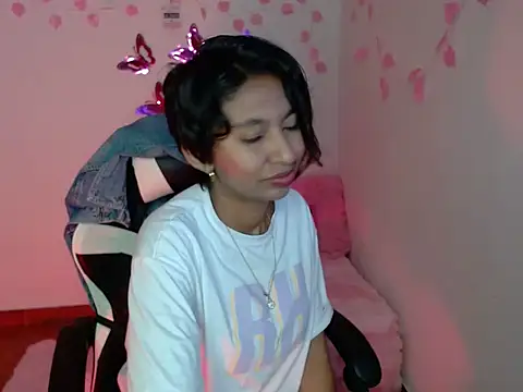 amber  666 online show from October 2025 02:08:01 AM