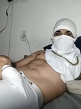 Snapshot of Novinhosafadoes chatting on October 2025 11:28:02 PM Novinhosafadoes online show from October 2025 11:28:02 PM