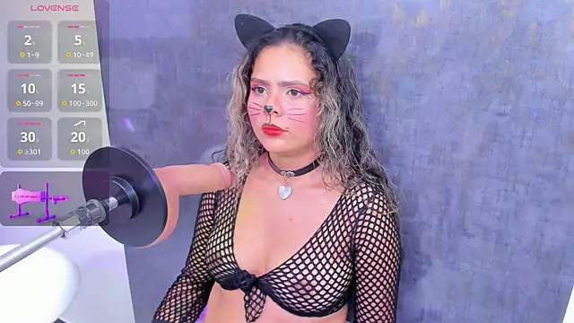 elizabeth liones  online show from October 2025 12:33:01 AM