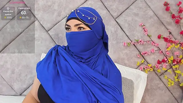 Snapshot of _naylaa_ chatting on April 2026 03:28:02 AM naylaa online show from April 2026 03:28:02 AM