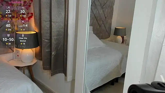 Snapshot of _naylaa_ chatting on April 2026 03:13:01 AM naylaa online show from April 2026 03:13:01 AM