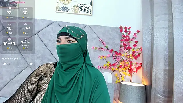 Snapshot of _naylaa_ chatting on April 2026 03:02:01 AM naylaa online show from April 2026 03:02:01 AM