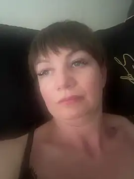Butterfly8385 online show from June 2026 12:33:01 PM