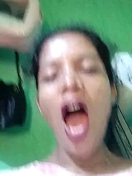 Jaanvi G online show from October 2025 12:34:02 PM