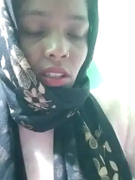 Jaanvi G online show from December 2025 01:29:02 PM