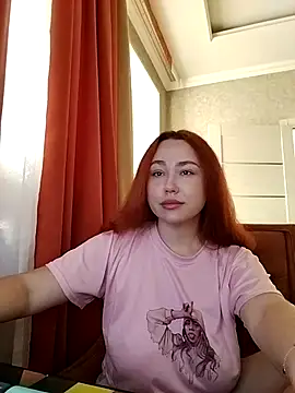 LolaMint  online show from December 2025 10:41:02 AM