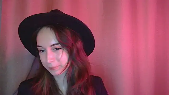 VeraLush online show from November 2025 01:33:02 PM