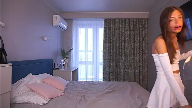 Snapshot of LoisKeedah chatting on November 2025 07:19:02 AM LoisKeedah online show from November 2025 07:19:02 AM