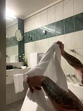 jayylizz69 online show from October 2025 05:55:02 PM