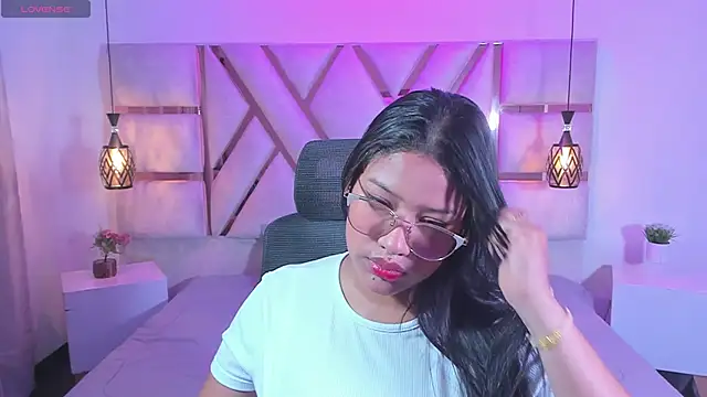 natachacole online show from October 2025 11:10:01 AM