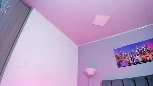 Snapshot of paulacastilla chatting on October 2025 03:24:01 PM paulacastilla online show from October 2025 03:24:01 PM