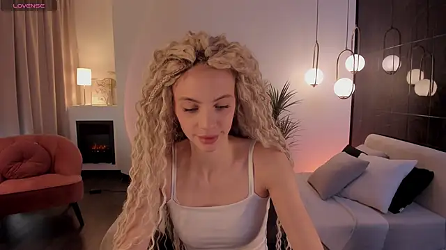 mia silkk online show from October 2025 06:25:01 AM