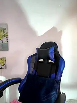 Snapshot of Adeline_1 chatting on October 2025 09:16:02 PM Adeline 1 online show from October 2025 09:16:02 PM