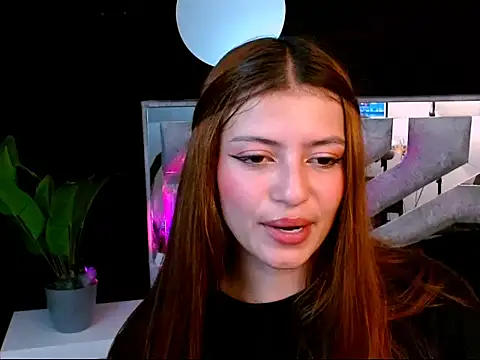 Snapshot of viky_evanss chatting on October 2025 07:12:01 PM viky evanss online show from October 2025 07:12:01 PM