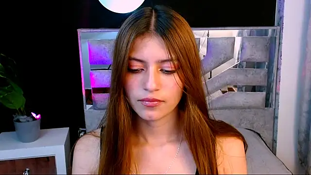 Snapshot of viky_evanss chatting on December 2025 07:10:02 PM viky evanss online show from December 2025 07:10:02 PM