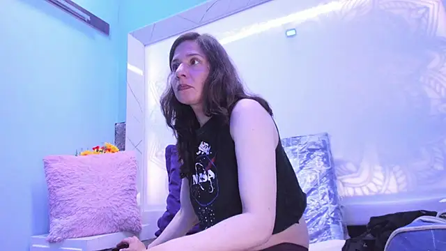 Kylie Bloom online show from February 2026 08:07:02 PM