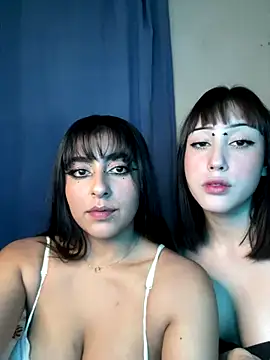 Die-lunara online show from October 2025 09:08:02 AM