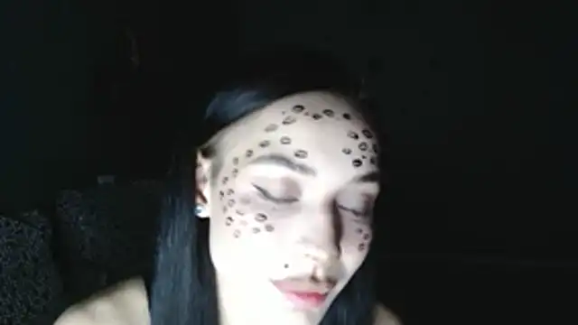 Daphne Darkthorn online show from October 2025 04:41:01 PM