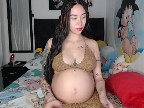 Queen of m111lk online show from December 2025 11:11:01 PM