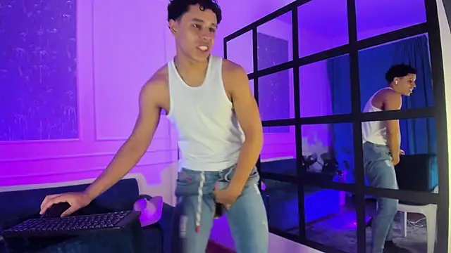 Adrian Volt online show from November 2025 03:12:02 AM