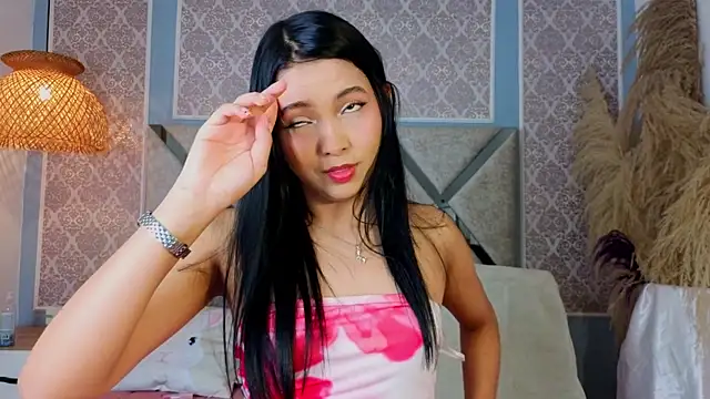 Snapshot of danna_peters chatting on April 2026 07:58:02 PM danna peters online show from April 2026 07:58:02 PM