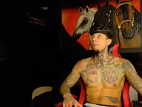 Molotov Explosive online show from November 2025 08:58:01 PM