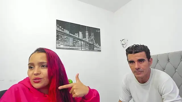 Sofi And Santy online show from November 2025 01:48:02 AM